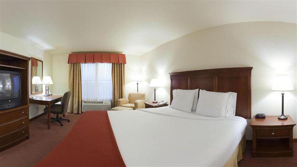 Holiday Inn Express Turlock By Ihg Eksteriør billede