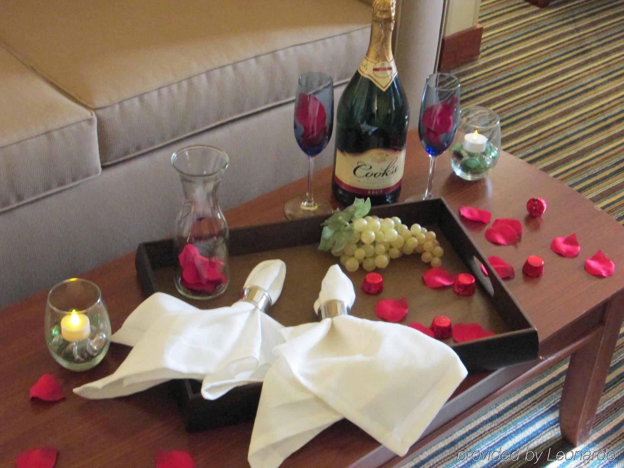 Holiday Inn Express Turlock By Ihg Eksteriør billede